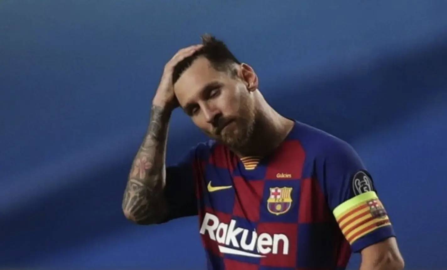 和后防线的 和后防线的