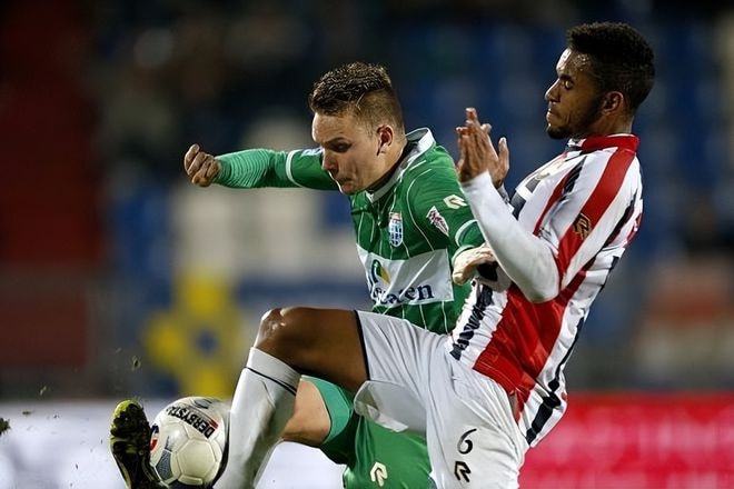 在防守反击 在防守反击